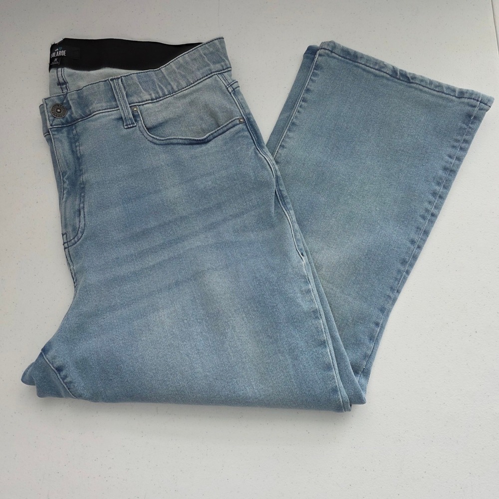 LuLaRoe Flare Jeans Womens 36 Light Wash Excellent Distressed Knee Stretch